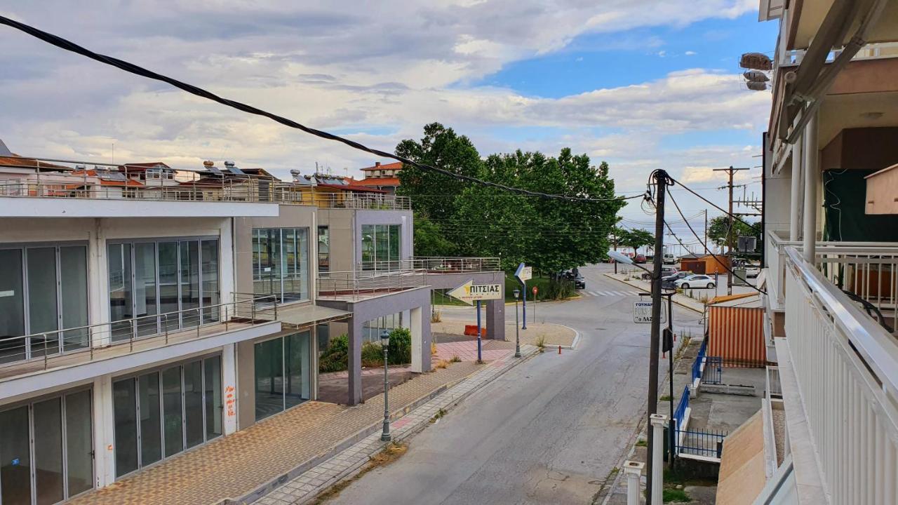Seaside Luxury Suites By Sarigianni Paralía Екстериор снимка
