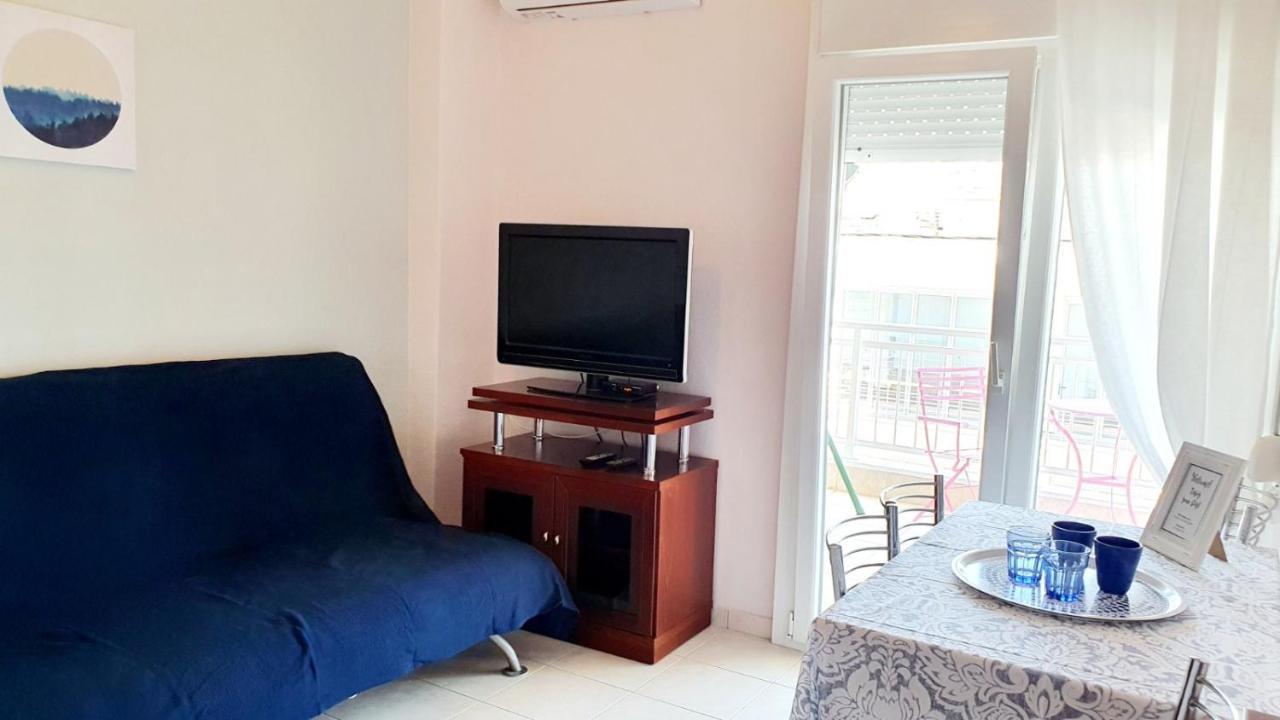 Seaside Luxury Suites By Sarigianni Paralía Екстериор снимка